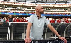 Erik ten Hag trực tiếp gặp BLĐ, hối th&uacute;c M.U l&agrave;m ngay 1 chuyện