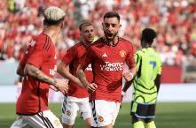 MU nhận tin vui từ thương vụ 'ng&ocirc;i sao 100 củ'