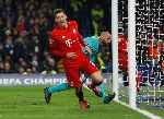 Lập một loạt kỷ lục, Lewandowski vẫn k&eacute;m xa Ronaldo ở Champions League