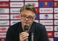 HLV Troussier đề cập tới tương lai sau trận thua của Việt Nam trước Indonesia