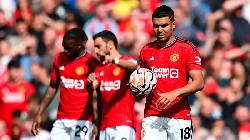 Rashford rực s&aacute;ng, Man United lội ngược d&ograve;ng trước Nottingham