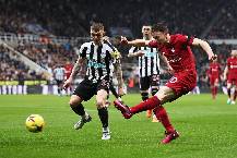 Soi k&egrave;o phạt g&oacute;c Newcastle vs Liverpool, 22h30 ng&agrave;y 27/8