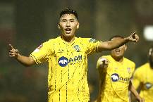 SLNA thắng Đồng Th&aacute;p trong trận đấu c&oacute; 8 b&agrave;n thắng