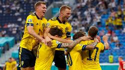 Tom Hamilton dự đo&aacute;n Thụy Điển vs Ukraina, 2h ng&agrave;y 30/6