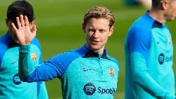 Barca báo tin vui về Frenkie de Jong cho Man United