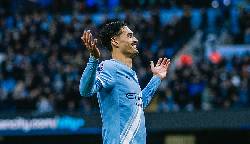 Siêu máy tính dự đoán Nottingham Forest vs Man City, 19h30 ngày 27/12