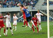 Nhận định, soi kèo Piast Gliwice vs Widzew lodz, 00h00 ngày 29/3: Chia điểm