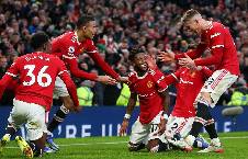 Trợ l&yacute; của Ten Hag: 'C&oacute; 6 người kh&ocirc;ng xứng đ&aacute;ng kho&aacute;c &aacute;o Man United'