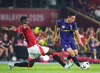 Bất lực toàn tập, MU chịu thua Các ngôi sao Đông Nam Á