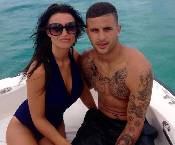 Kyle Walker thừa nhận &lsquo;chết từ từ&rsquo; sau b&ecirc; bối ngoại t&igrave;nh