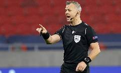 Trọng tài MU vs AS Roma: ‘Người lạ ơi’ Carlos del Cerro Grande