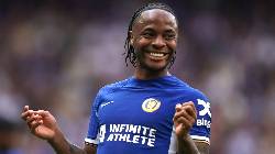Sterling bị Chelsea thải hồi, 8 CLB lao vào chiêu mộ