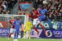 Nhận định, soi k&egrave;o Lyonnais với Stade de Reims, 3h00 ng&agrave;y 31/3: So&aacute;n ng&ocirc;i đối thủ