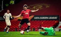 Edinson Cavani quyết định tiếp tục gắn bó với MU?