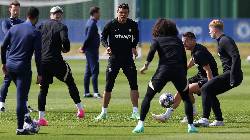 Diễn biến kh&oacute; lường, 'b&aacute;o thủ' Chelsea chưa thể gia nhập M.U