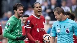 FA ch&iacute;nh thức l&ecirc;n tiếng, trụ cột Liverpool bị 'nh&acirc;n 3' &aacute;n phạt