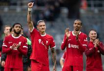 Nh&agrave; v&ocirc; địch Ch&acirc;u &Acirc;u chi&ecirc;u mộ 'ng&ocirc;i sao 42 triệu' của Liverpool