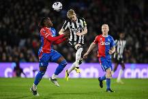 Soi k&egrave;o phạt g&oacute;c Crystal Palace vs Newcastle, 22h00 ng&agrave;y 30/11
