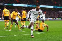 Soi k&egrave;o phạt g&oacute;c Wolverhampton vs MU, 3h15 ng&agrave;y 2/2