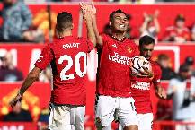 N&Oacute;NG ! Vụ tiền vệ đẳng cấp World Cup đến M.U coi như xong 