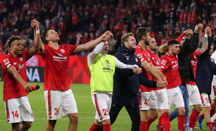 Mainz vs Eintracht Frankfurt (2h30 3/12): Ám ảnh Coface Arena