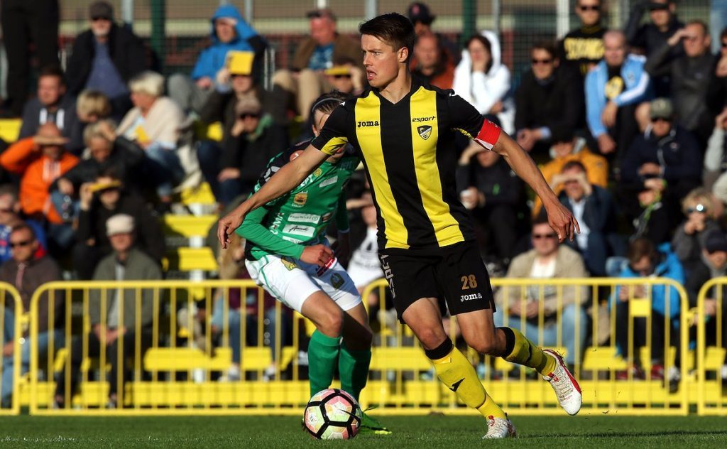 Malmo vs Helsingborg, 00h00 ngày 6/8: Thách thức ngôi đầu