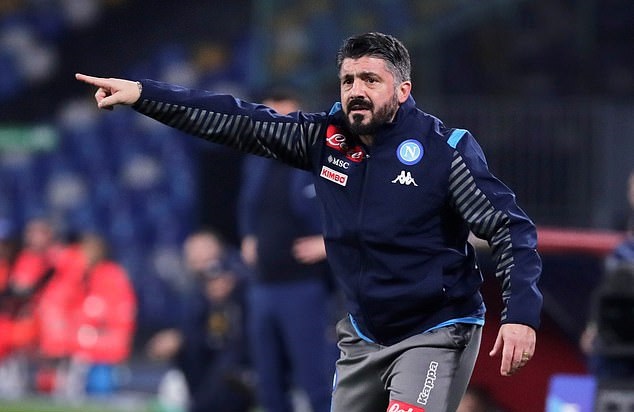 Sassuolo vs Napoli (2h45 23/12): Thay tướng nhưng chưa đổi vận