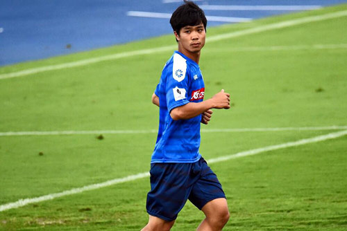 Về TP.HCM, Công Phượng đã thi đấu cho bao nhiêu CLB trong sự nghiệp?