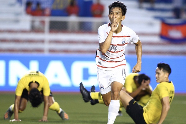 U22 Campuchia 3-1 U22 Malaysia: Hẹn U22 Việt Nam ở bán kết U22 Campuchia 3-1 U22 Malaysia: Hẹn U22 Việt Nam ở bán kết