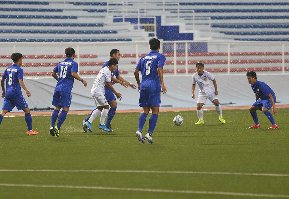 U22 Lào 0-2 U22 Thái Lan: Suphanat tỏa sáng, Voi chiến thắng nhọc phút cuối