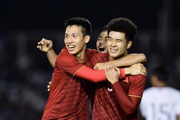 U22 Việt Nam 4-0 U22 Campuchia: Song s&aacute;t Chinh - Linh giật v&eacute; v&agrave;o chung kết