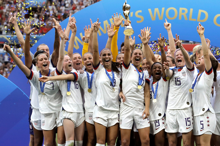 Nhìn lại những sự kiện nổi bật của bóng đá thế giới 2019: Messi lại lỡ hẹn với Copa America