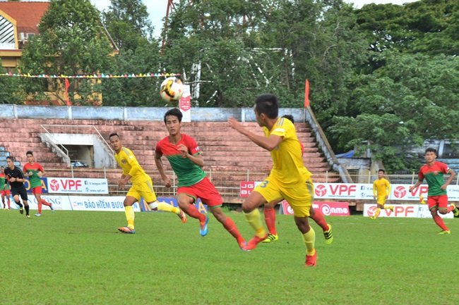 B&igrave;nh Định vs B&igrave;nh Phước, 16h30 ng&agrave;y 13/10: Chủ nh&agrave; ph&aacute; dớp