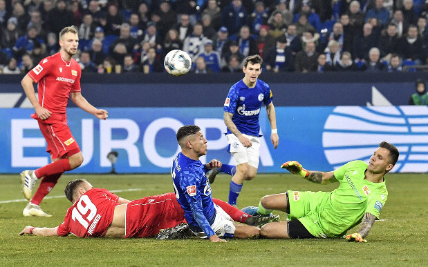 Schalke vs Union Berlin (23h 18/10): Hoàng đế không ngai