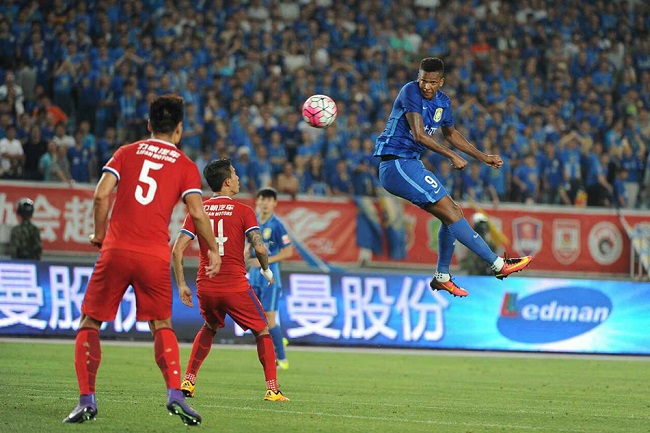 Chongqing Lifan vs Jiangsu Suning, 18h35 ngày 19/10: Quyết giành lợi thế