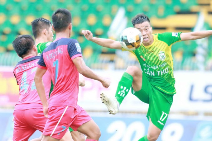 Đồng Th&aacute;p vs XSKT Cần Thơ, 15h30 ng&agrave;y 21/10: Kh&aacute;ch trụ hạng?