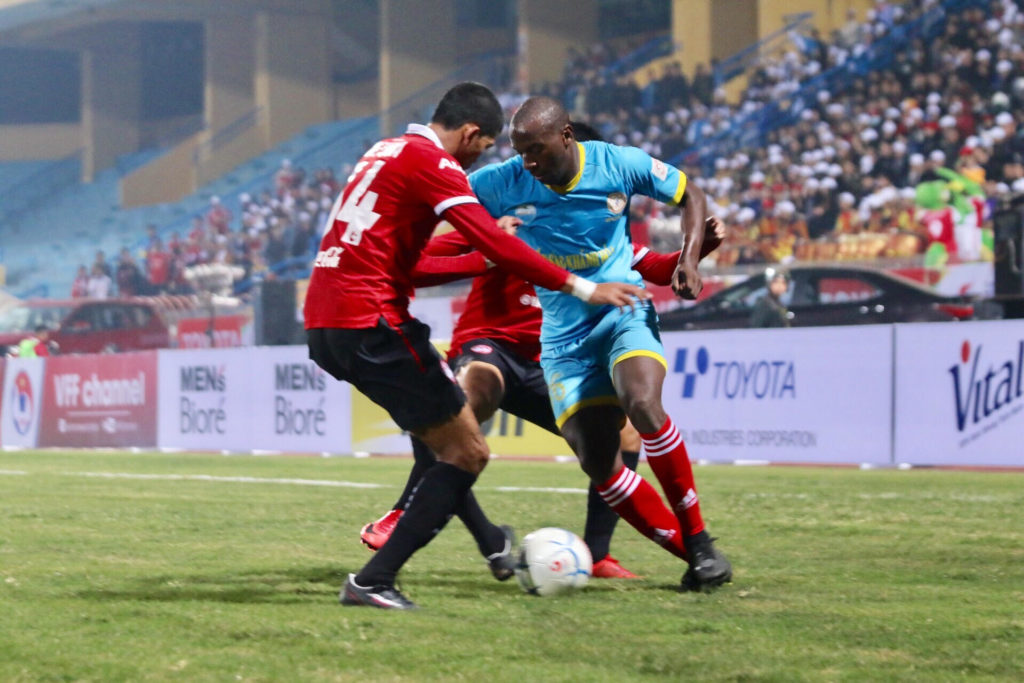 Khánh Hòa vs Bình Định, 15h30 ngày 24/10: Khách thăng hoa