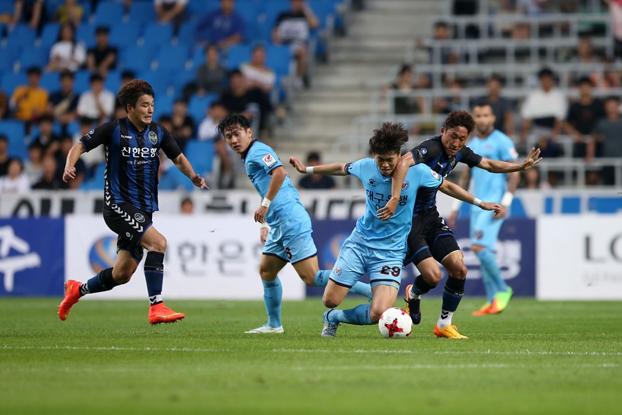 Incheon vs Busan IPark, 14h30 ngày 24/10: Trò chơi kết thúc?