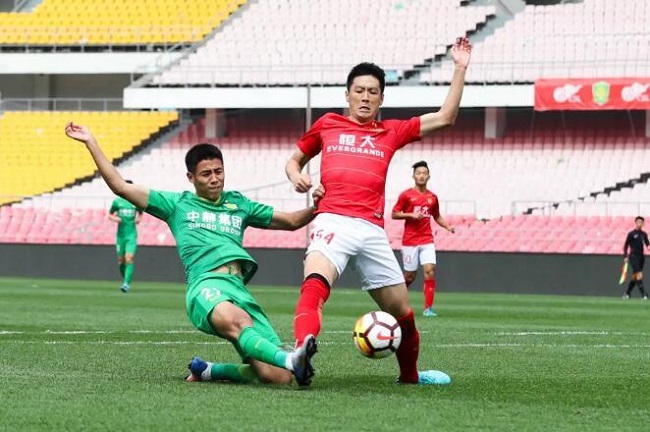 Beijing Guoan vs Guangzhou Evergrande, 18h35 ngày 28/10: Quyết đấu