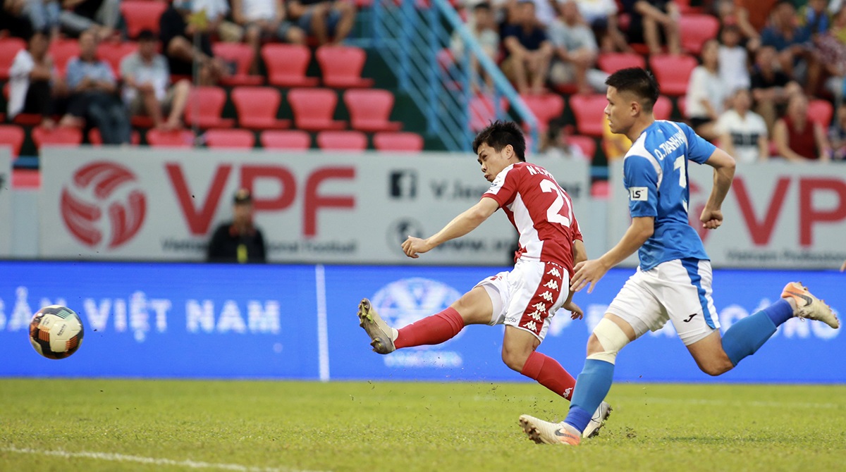 Thống kê đáng kinh ngạc về Công Phượng ở V-League 2020