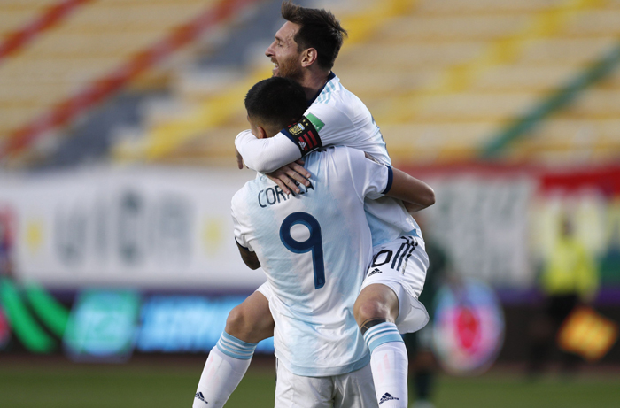 Vì sao Lionel Messi ít ghi bàn hơn trong mùa 2020/21?