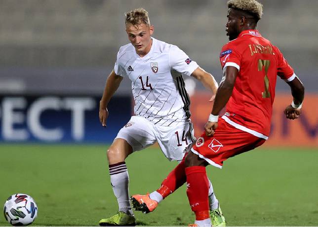 Latvia vs Đảo Faroe (0h 15/11): Khách thăng hạng