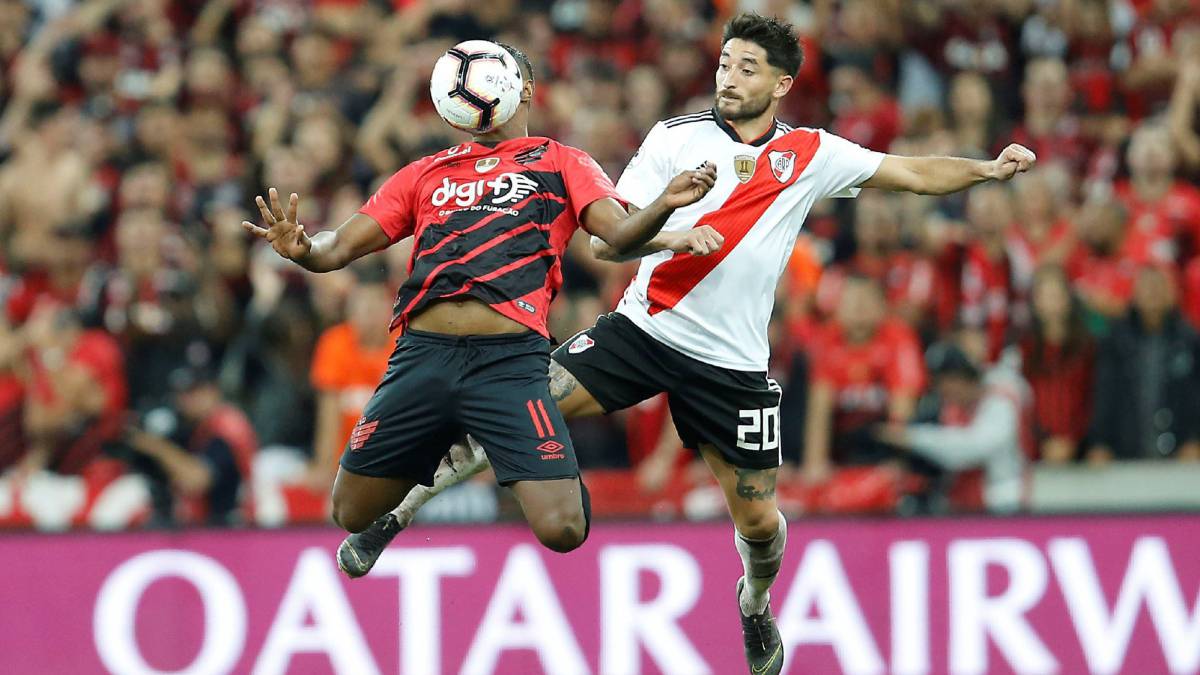 Athletico PR vs River Plate, 5h15 ngày 25/11: Khách hưởng lợi