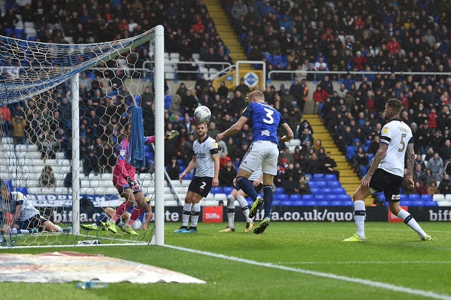 Luton Town vs Birmingham, 2h00 ngày 25/11: Phong độ sa sút