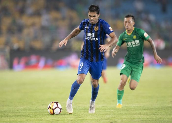 Beijing Guoan vs Chengdu Better, 18h35 ngày 28/11: Cơ hội cho đội hạng dưới