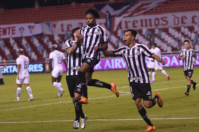 Santos vs LDU Quito, 5h15 ngày 2/12: Không có hy vọng cho khách