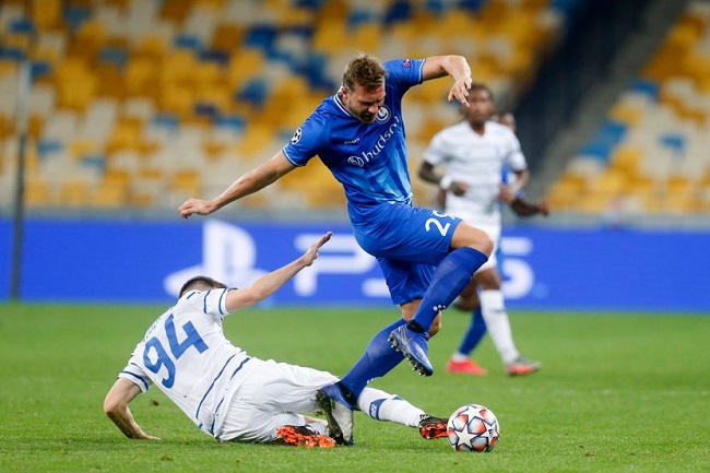 Crvena Zvezda vs Gent, 3h00 ng&agrave;y 6/11: Th&acirc;n phận l&oacute;t đường