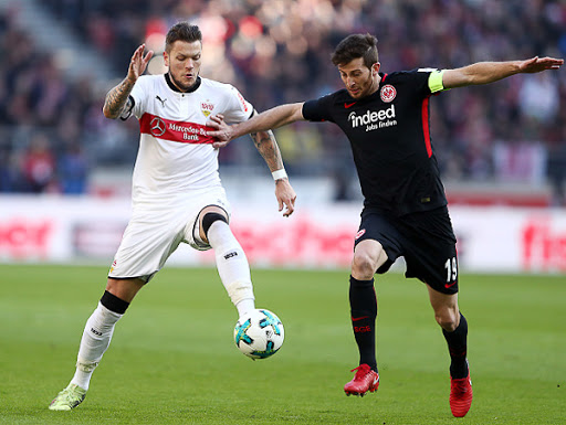 Stuttgart vs Eintracht Frankfurt (21h30 7/11): Thiên nga gẫy cánh