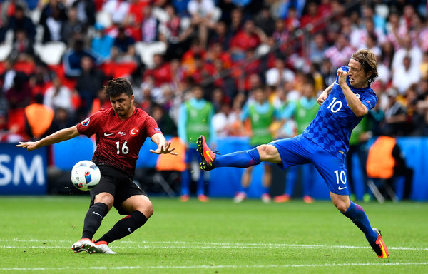 Thổ Nhĩ Kỳ vs Croatia (0h45 12/11): Tin vào sức trẻ