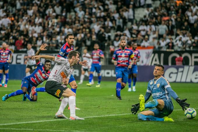 Fortaleza vs Corinthians, 7h30 ngày 3/12: Đứt mạch bất bại